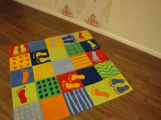 Kinderteppich- Puzzle-Teppich 120 x 120 cm Gustav und seine Freunde