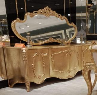 Casa Padrino Luxus Barock Möbel Set Gold - 1 Barock Sideboard mit 4 Türen & 1 Barock Wandspiegel - Prunkvolle Barock Möbel