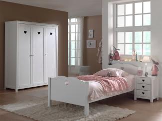 Vipack 4- teiliges Kindermöbel-Set Einzelbett Nachtkonsole, Kleiderschrank, Schreibtisch Set Amori MDF Weiß