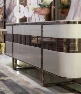 Casa Padrino Luxus Sideboard Creme / Weiß / Kupfer 230 x 55 x H. 89 cm - Edler Massivholz Schrank mit 4 Türen und Kunstmarmor Platte - Wohnzimmer Möbel - Hotel Möbel - Luxus Möbel