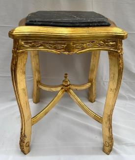 Casa Padrino Barock Beistelltisch Antik Gold / Schwarz - Handgefertigter Antik Stil Massivholz Tisch mit Marmorplatte - Antik Stil Möbel - Barock Möbel