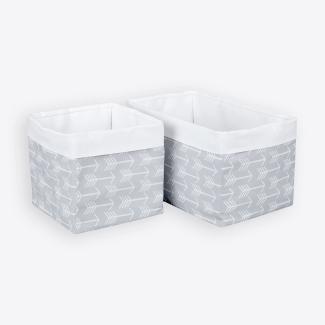 KraftKids Stoff-Körbchen in weiße Pfeile auf Grau, Aufbewahrungskorb für Kinderzimmer, Aufbewahrungsbox fürs Bad, Größe 20 x 33 x 20 cm