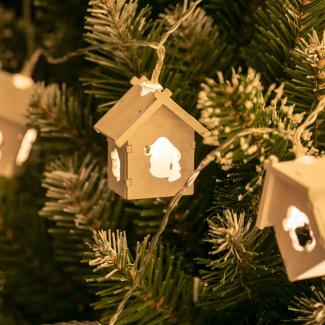 DecoKing 10er LED Lichterkette mit Timer warmes Weiß Girlande Weihnachtsdeko Holz Hütten Crala Wooden Hut