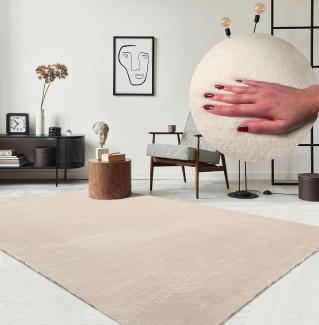 the carpet Relax kuscheliger Kurzflor Teppich, Anti-Rutsch Unterseite, Waschbar bis 30 Grad, Super Soft, Felloptik, Beige, 120 x 160 cm