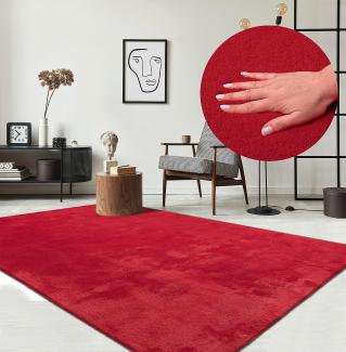 the carpet Relax Moderner Flauschiger Kurzflor Teppich, Anti-Rutsch Unterseite, Waschbar bis 30 Grad, Super Soft, Felloptik, Rot, 140 x 200 cm