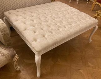 Casa Padrino Luxus Barock Hocker Creme / Weiß - Riesiger Sitzhocker im Barockstil - Barock Fußhocker - Wohnzimmer Möbel im Barockstil - Barockstil Möbel - Barock Möbel - Edel & Prunkvoll