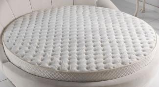 Casa Padrino Luxus Rundbett Matratze Weiß Ø 220 cm - Runde beidseitig verwendbare Doppelbett Matratze mit Taschenfederkern - Luxus Qualität