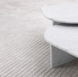 Casa Padrino Luxus Viskose Teppich Silber-Sandfarben 300 x 400 cm - Handgewebter Wohnzimmer & Hotel Teppich - Wohnzimmer Deko Accessoires - Luxus Qualität
