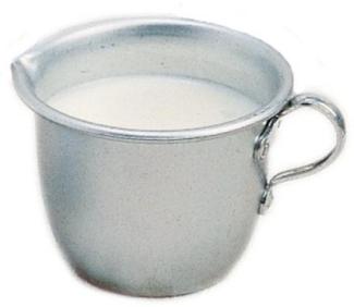 Milchkanne mit Ausguss silberfarbenes Aluminium 6 x 7 cm